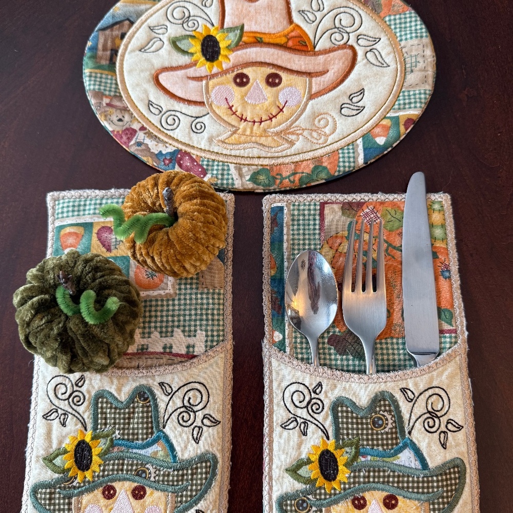 Rustic scarecrow fall Thanksgiving centerpiece hot pad with six utensil holders